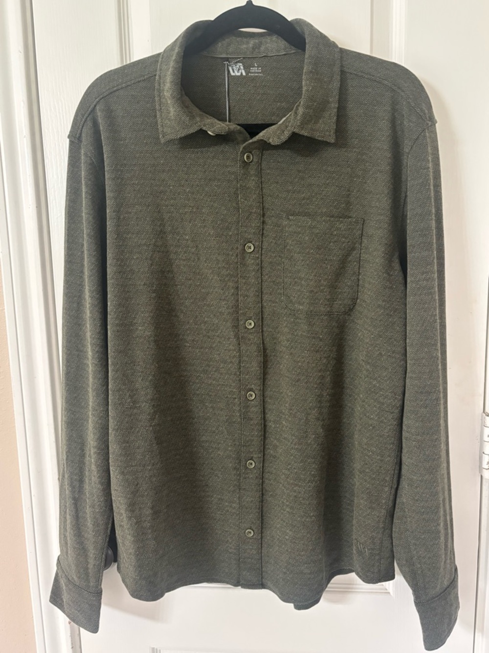 NWT VRST Men’s Textured Knit Button Down Shirt Green Heather L Dicks Sporting
